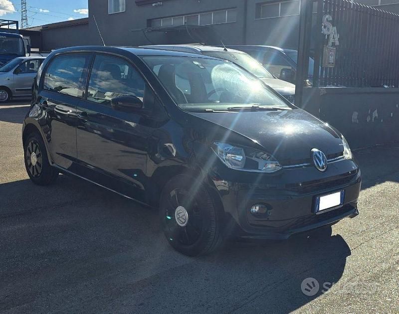 Usata VW up! Move 75 CV (55 kW) 2018 Nero Utilitaria