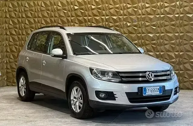 Usata VW Tiguan 122 CV (89 kW) 2015 Grigio SUV