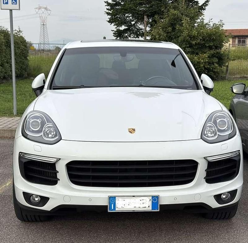 Usata Porsche Cayenne 250 CV (183 kW) 2016 SUV