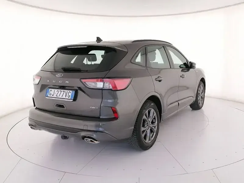 Usata Ford Kuga ST-Line 190 CV (139 kW) 2022 Grigio SUV