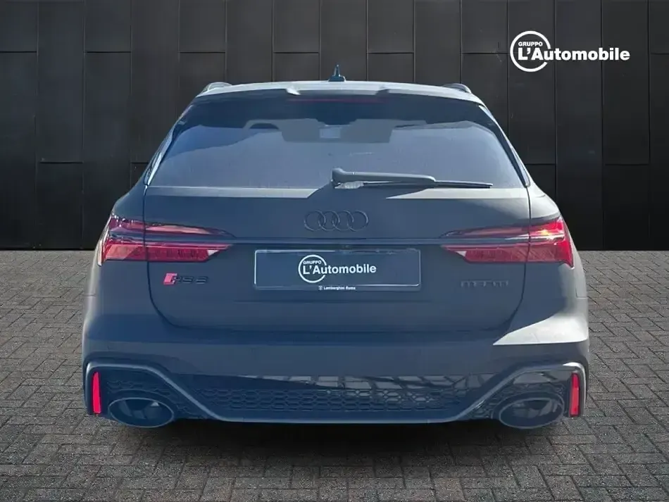 Usata Audi RS6 600 CV (441 kW) 2021 Nero Station wagon