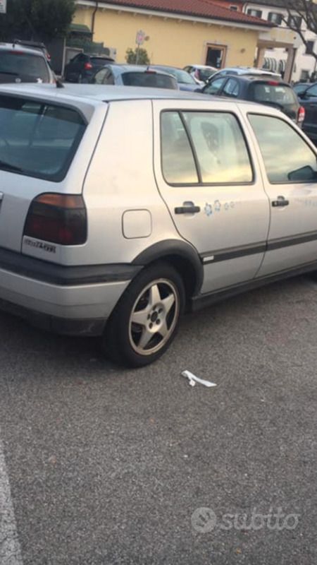 Usata VW Golf III Edition 116 CV (85 kW) 1995 Grigio Utilitaria