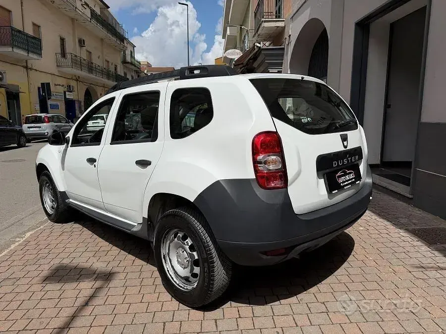 Usata Dacia Duster Prestige 110 CV (80 kW) 2016 Bianco SUV