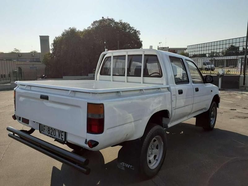 Usata Toyota HiLux 83 CV (61 kW) 1995 Bianco Pick-up