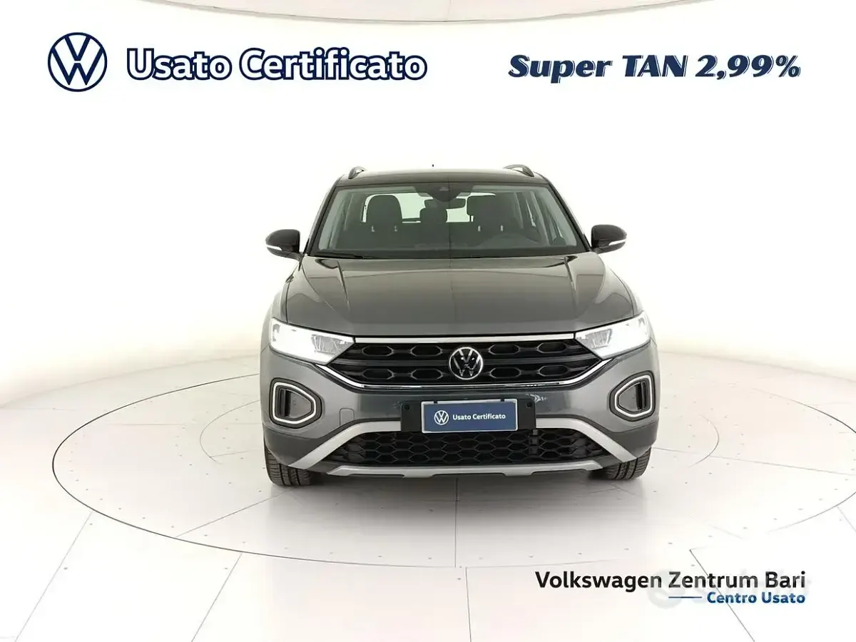 Usata VW T-Roc Life 116 CV (85 kW) 2025 Grigio SUV