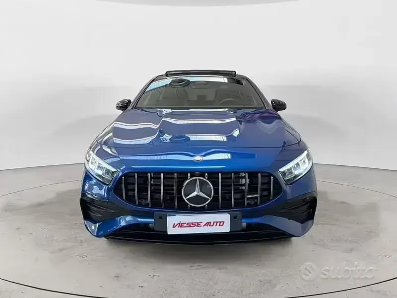 Usata Mercedes A35 AMG AMG line 306 CV (225 kW) 2024 Blu/azzurro Berlina