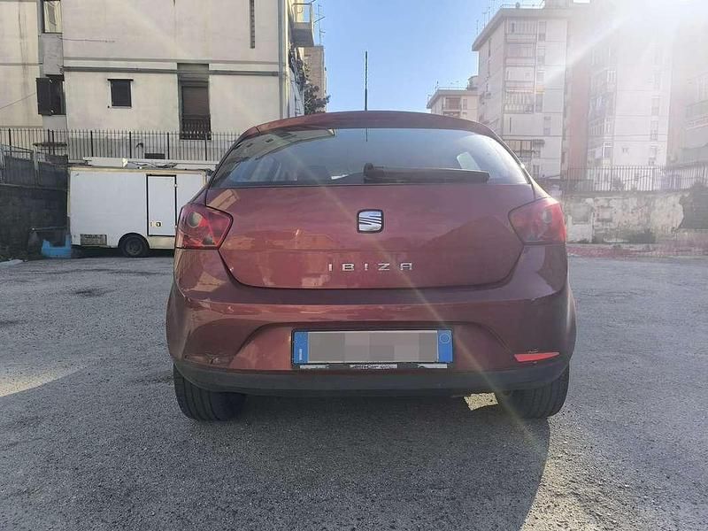 Usata Seat Ibiza Style 80 CV (58 kW) 2009 Rosso Berlina