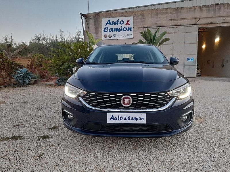 Usata Fiat Tipo Lounge 120 CV (88 kW) 2020 Blu Berlina