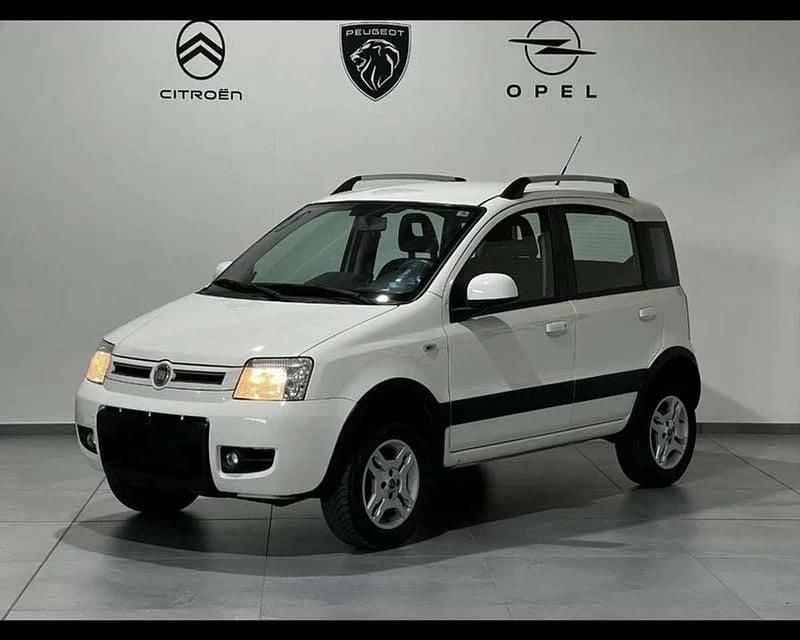 Usata Fiat Panda 4x4 Climbing 75 CV (55 kW) 2012 Utilitaria