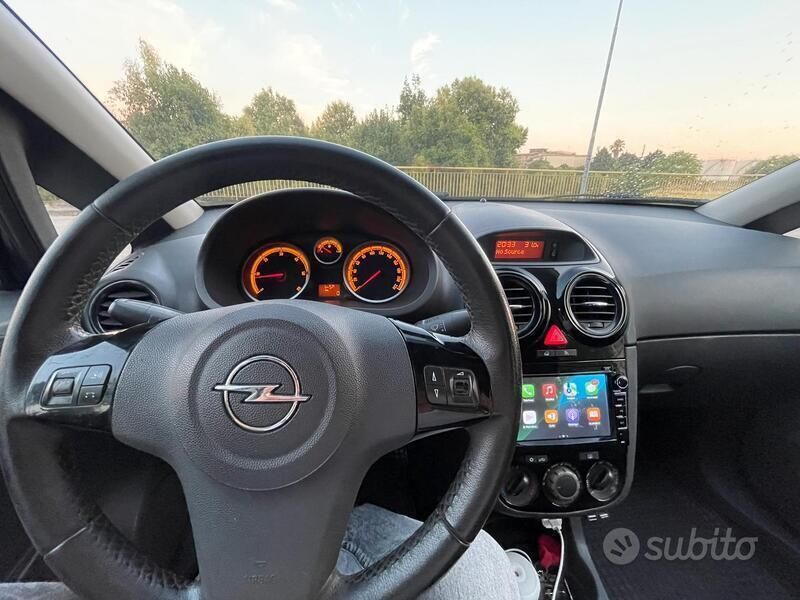 Usata Opel Corsa 95 CV (69 kW) 2011 Utilitaria