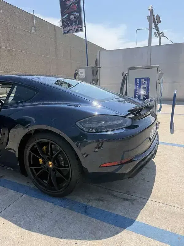 Usata Porsche 718 366 CV (269 kW) 2018 Blu/azzurro Coupé