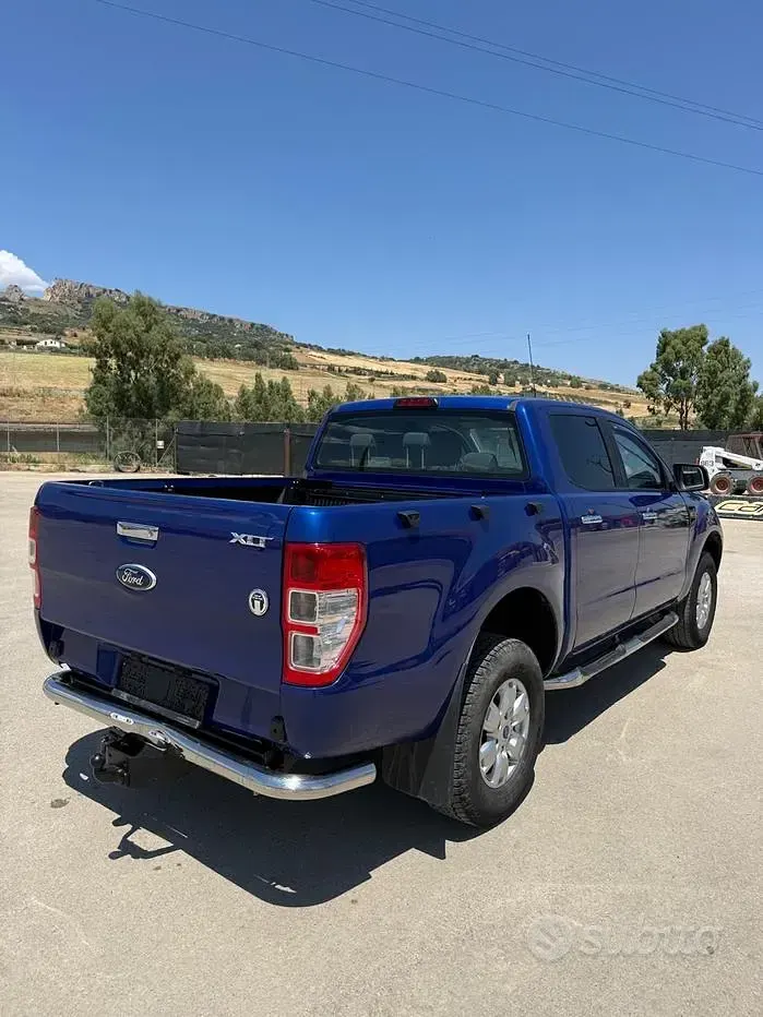 Usata Ford Ranger Limited 150 CV (110 kW) 2014 Bluazzurro Pick-up