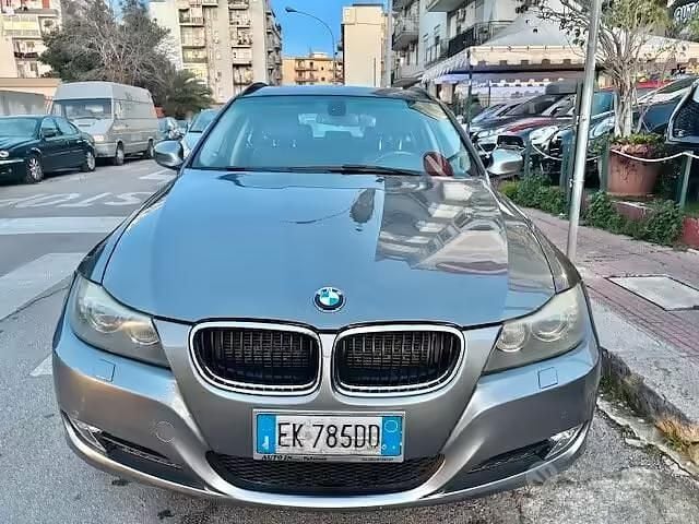 Usata BMW 320 184 CV (135 kW) 2011 Grigio Station wagon