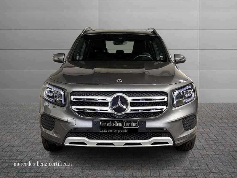 Usata Mercedes GLB200 Business 150 CV (110 kW) 2022 Grigio scuro SUV