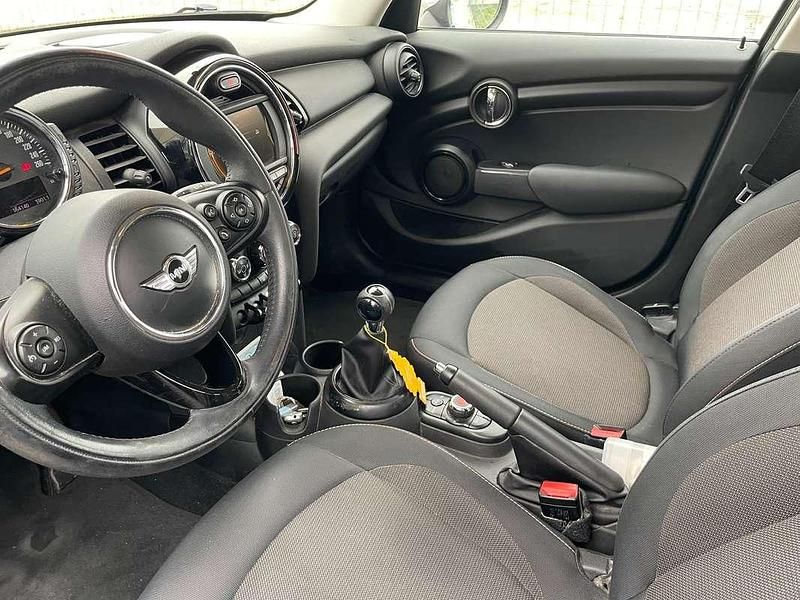 Usata Mini One D 95 CV (69 kW) 2016 Blu/azzurro Utilitaria