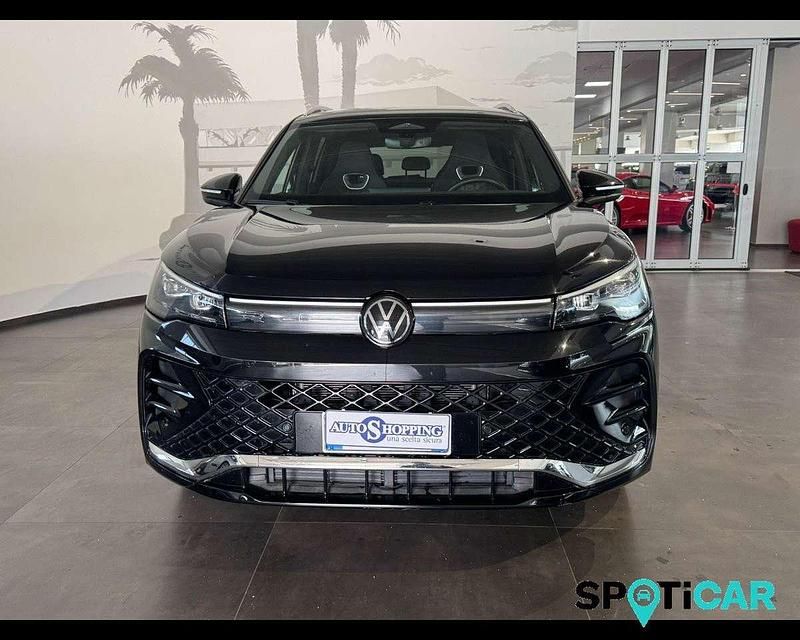 Usata VW Tiguan R-line 150 CV (110 kW) 2025 Grigio SUV
