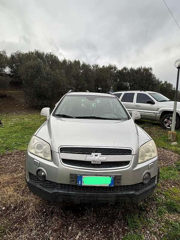 Usata Chevrolet Captiva Sport 150 CV (110 kW) 2008 Argento SUV