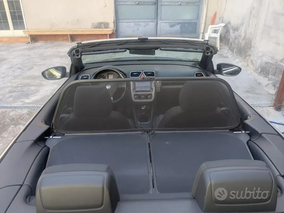 Usata VW Eos 122 CV (89 kW) 2009 Nero Cabrio