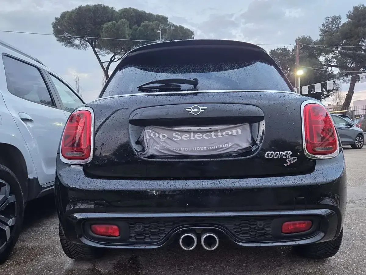 Usata Mini Cooper SD 170 CV (125 kW) 2018 Nero Utilitaria
