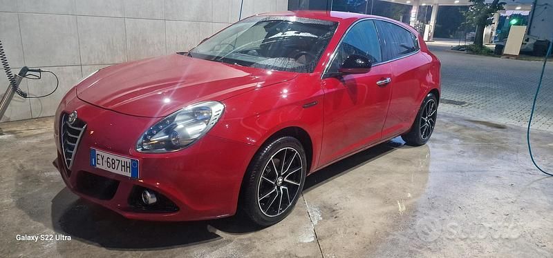 Usata Alfa Romeo Giulietta 120 CV (88 kW) 2015 Rosso Berlina
