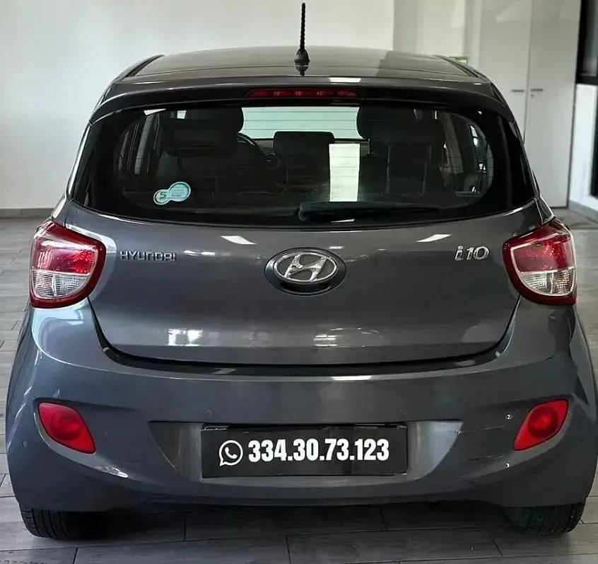 Usata Hyundai i10 66 CV (48 kW) 2014 Grigio Utilitaria
