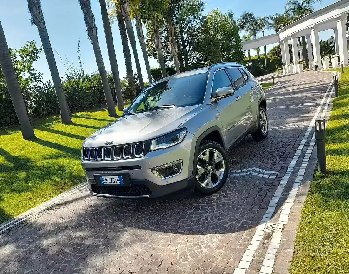 Usata Jeep Compass Limited 120 CV (88 kW) 2020 Grigio SUV