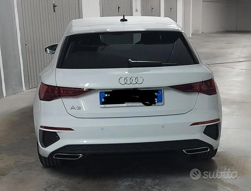 Usata Audi A3 S-Line 150 CV (110 kW) 2024 Bianco Berlina