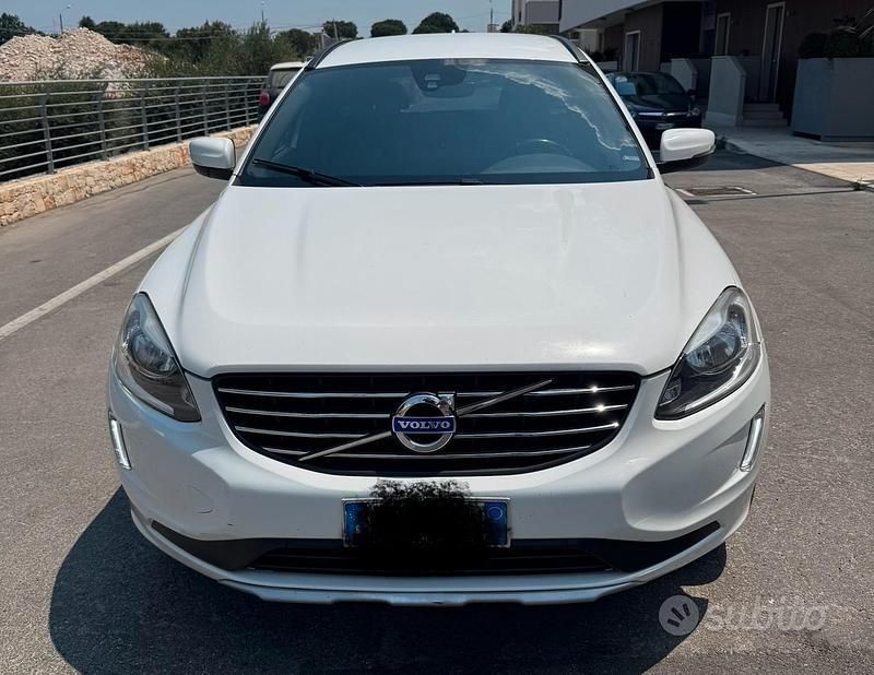 Bianco Usata 2015 Volvo XC60 SUV | 12.890 € - Immagine 1/4