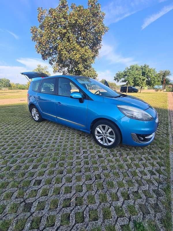 Usata Renault Scénic III 110 CV (80 kW) 2012 Blu/azzurro Monovolume