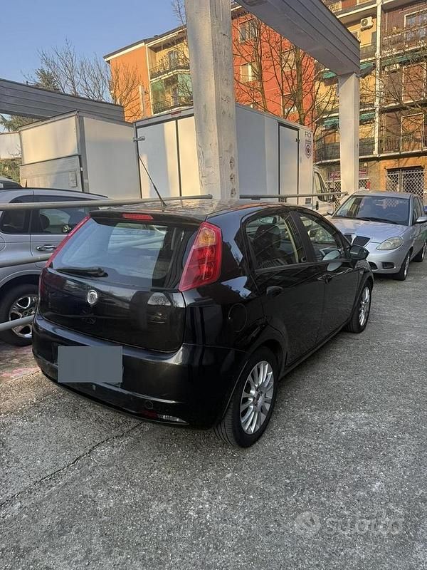 Usata Fiat Grande Punto 2009 Nero Utilitaria