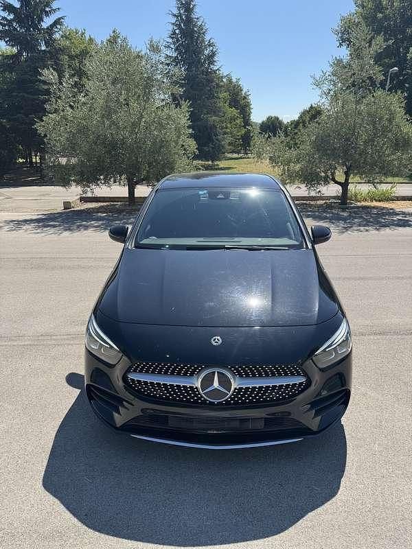 Usata Mercedes B180 Premium 116 CV (85 kW) 2020 Utilitaria