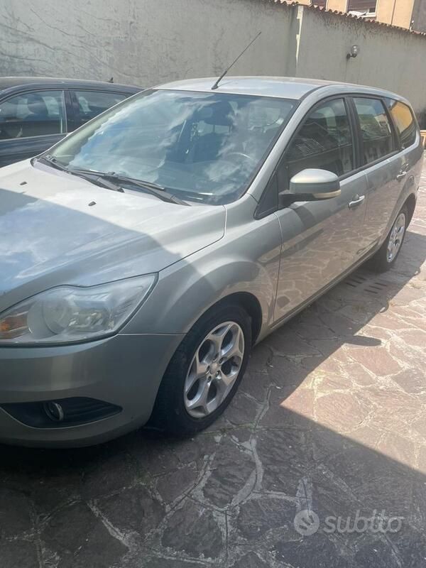 Usata 2009 Ford Focus | 950 € (Super prezzo) - Immagine 1/4