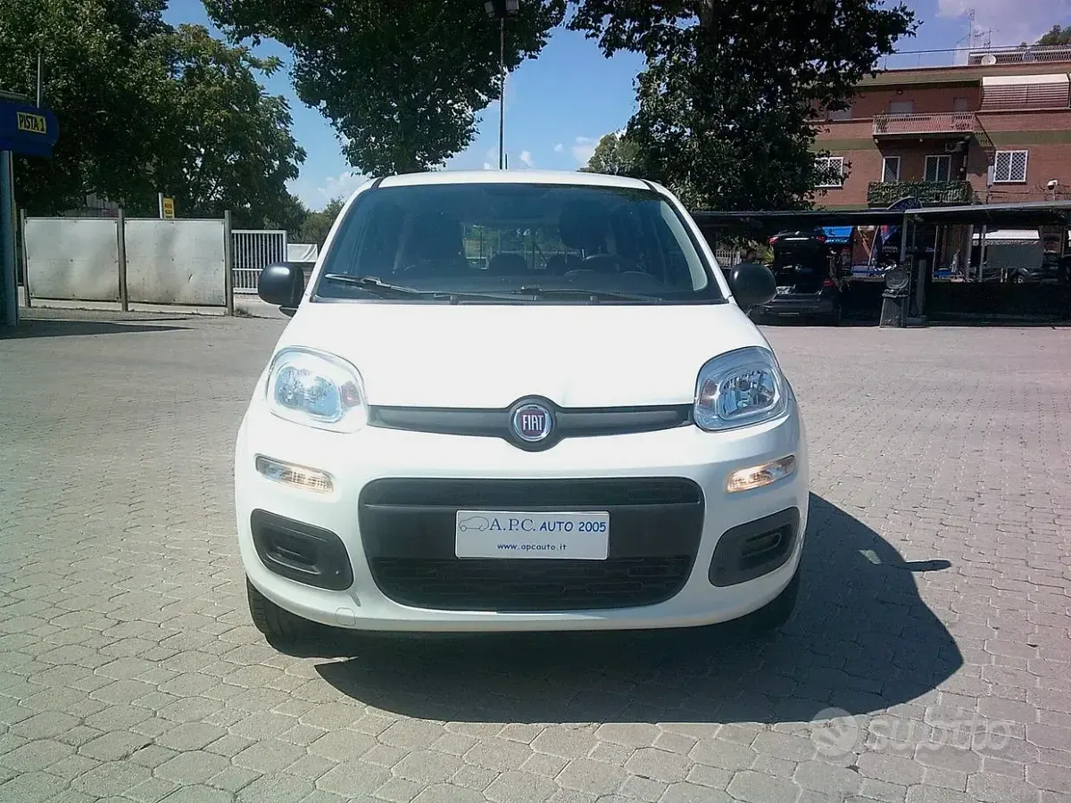 Usata Fiat Panda Easy 69 CV (50 kW) 2020 Bianco Utilitaria