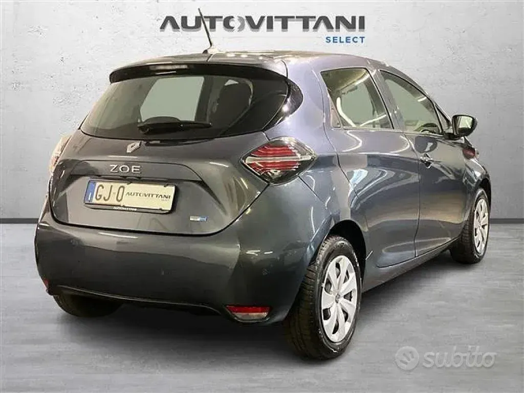Usata Renault Zoe Life 80 kW (109 CV) 2022 Blu Utilitaria