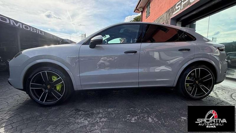 Usata Porsche Cayenne S E-Hybrid 462 CV (339 kW) 2020 Bianco SUV