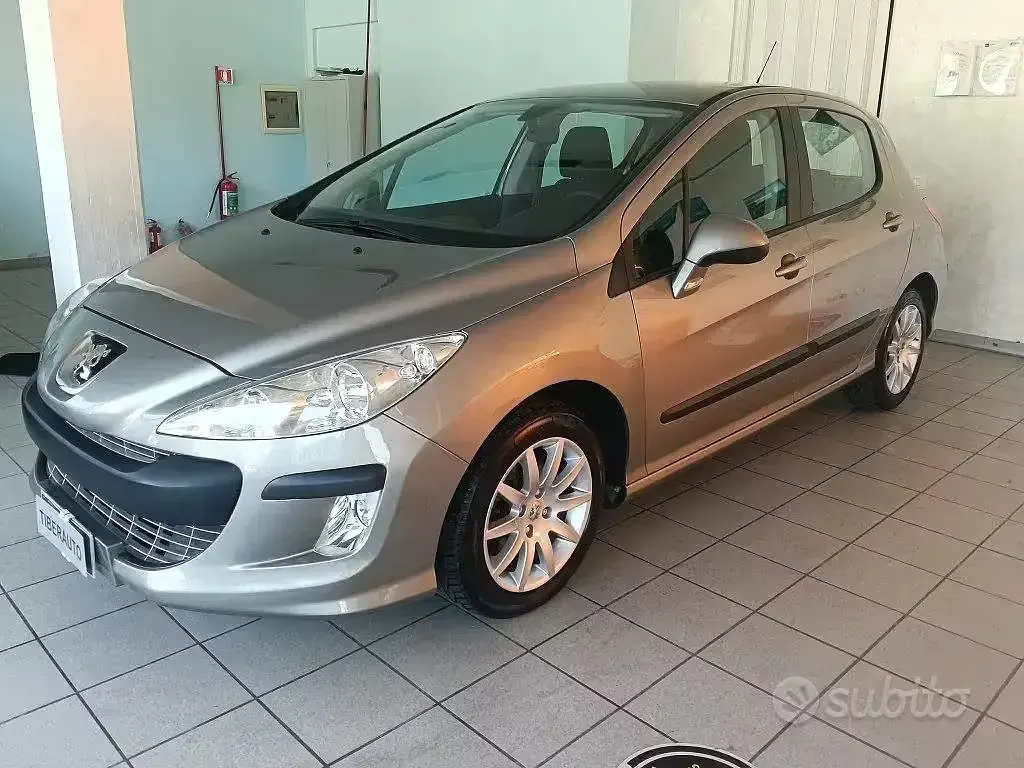 Usata Peugeot 308 98 CV (72 kW) 2010 Marrone Berlina