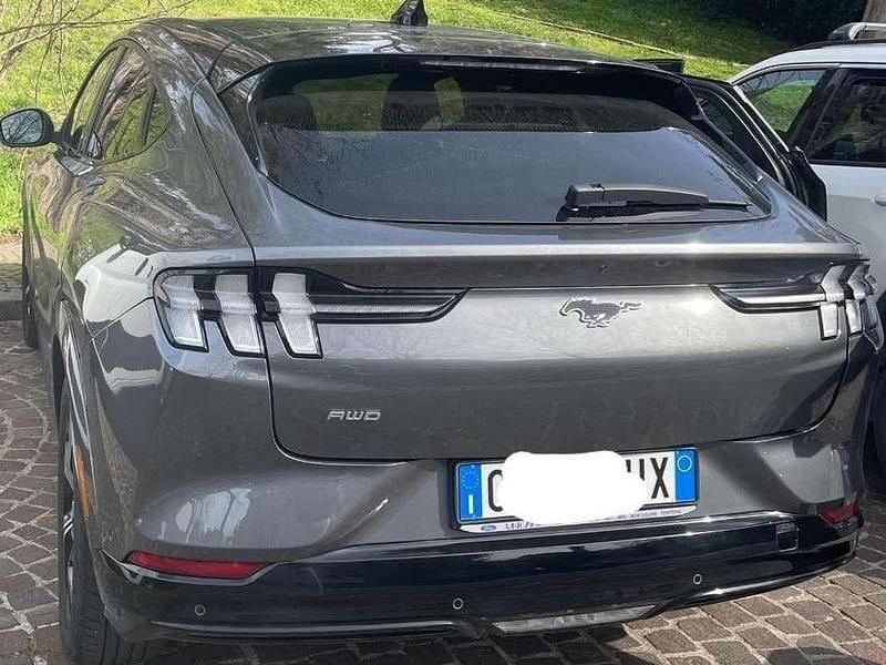 Usata Ford Mustang Mach-E Extended Range 258 kW (351 CV) 2021 Grigio SUV