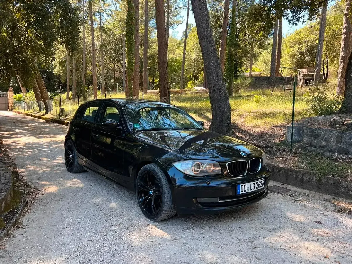 Usata BMW 120 M Sport 177 CV (130 kW) 2009 Nero Utilitaria