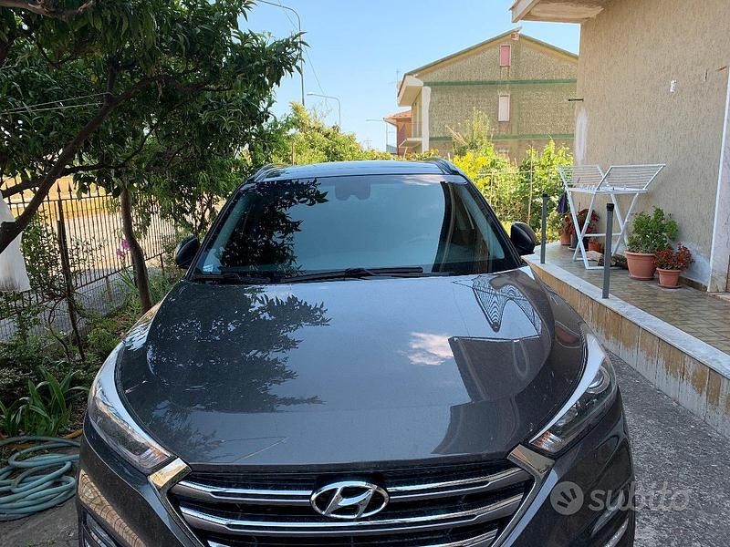 Usata Hyundai Tucson 116 CV (85 kW) 2017 Grigio SUV