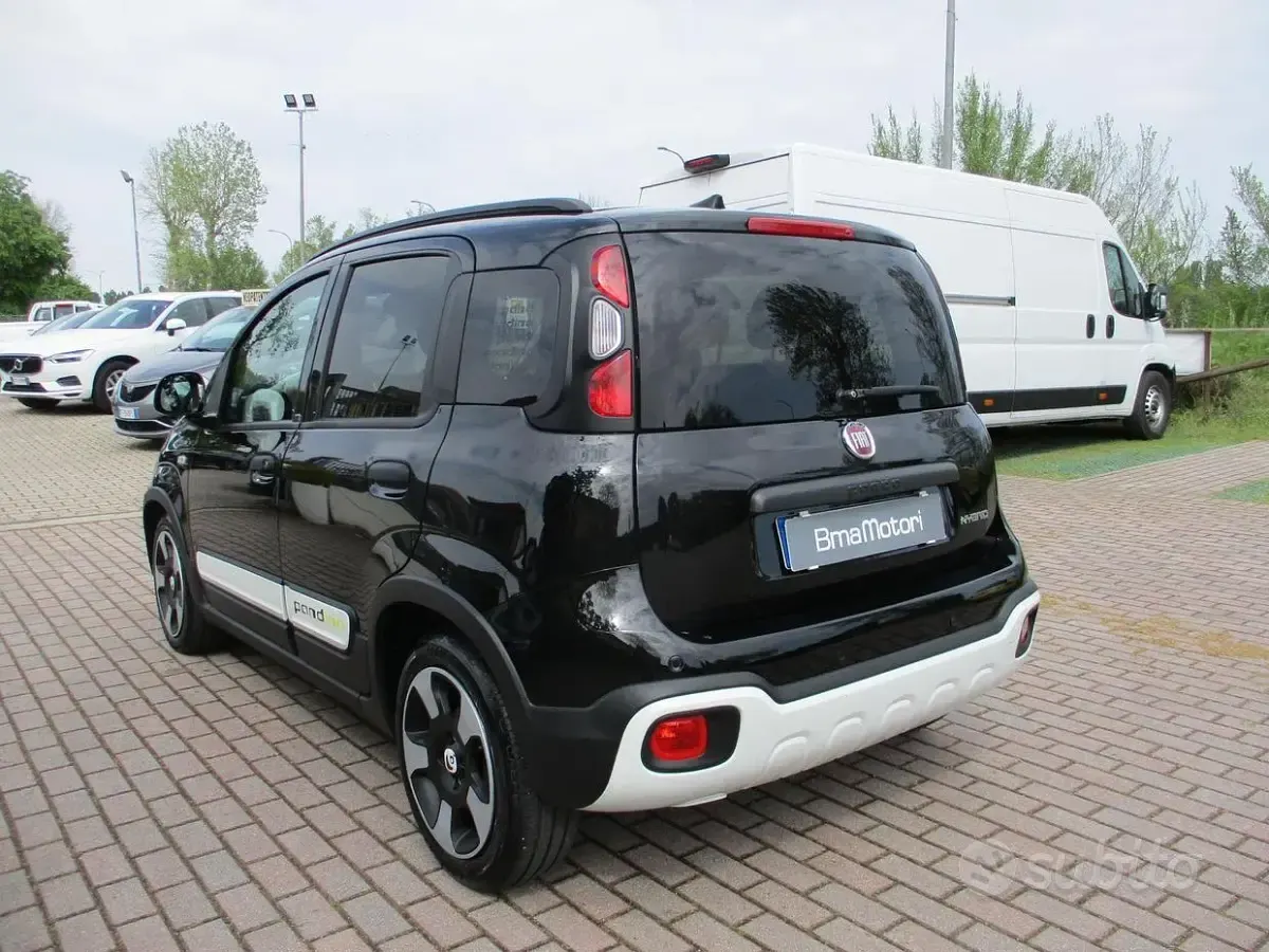 Usata Fiat Panda S 69 CV (50 kW) 2025 Nero Utilitaria