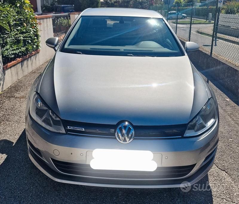 Usata VW Golf VII Comfortline 110 CV (80 kW) 2016 Grigio Utilitaria