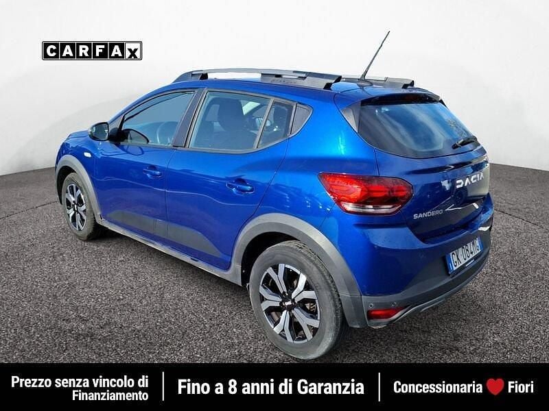 Usata Dacia Sandero Expression 101 CV (74 kW) 2023 Blu Utilitaria