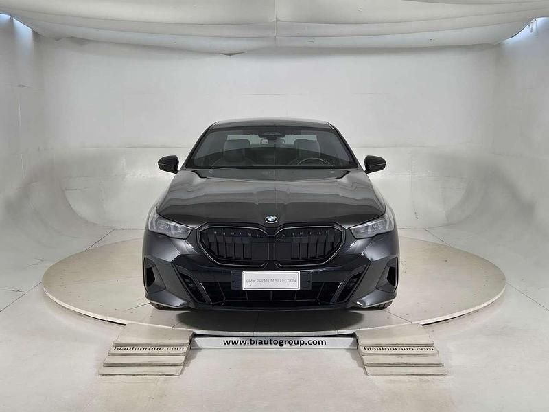 Usata BMW 520 M Sport 197 CV (144 kW) 2025 Nero Berlina