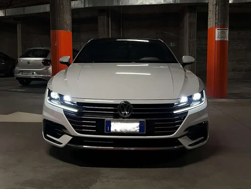 Usata VW Arteon Elegance 190 CV (139 kW) 2020 Bianco Berlina