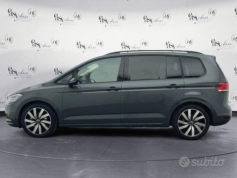 Usata VW Touran Highline 150 CV (110 kW) 2025 Grigio Monovolume