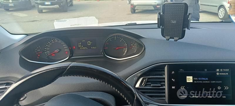 Usata Peugeot 308 SW 116 CV (85 kW) 2018 Bianco Station wagon