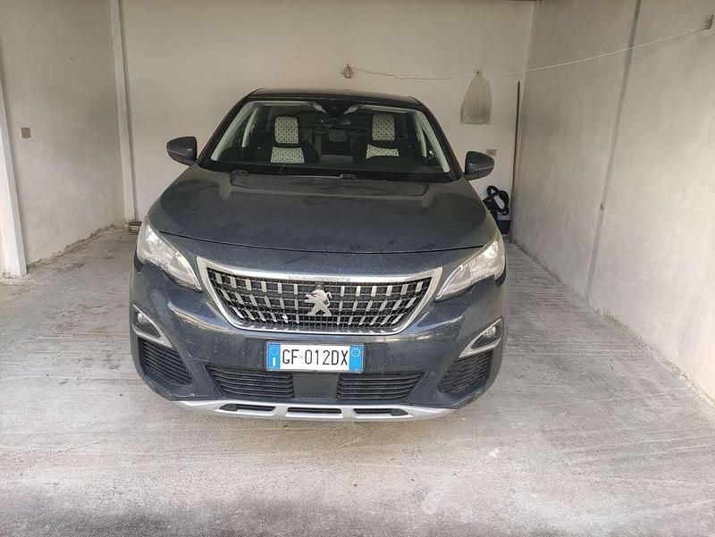 Usata Peugeot 3008 Allure 131 CV (96 kW) 2018 Blu/azzurro SUV