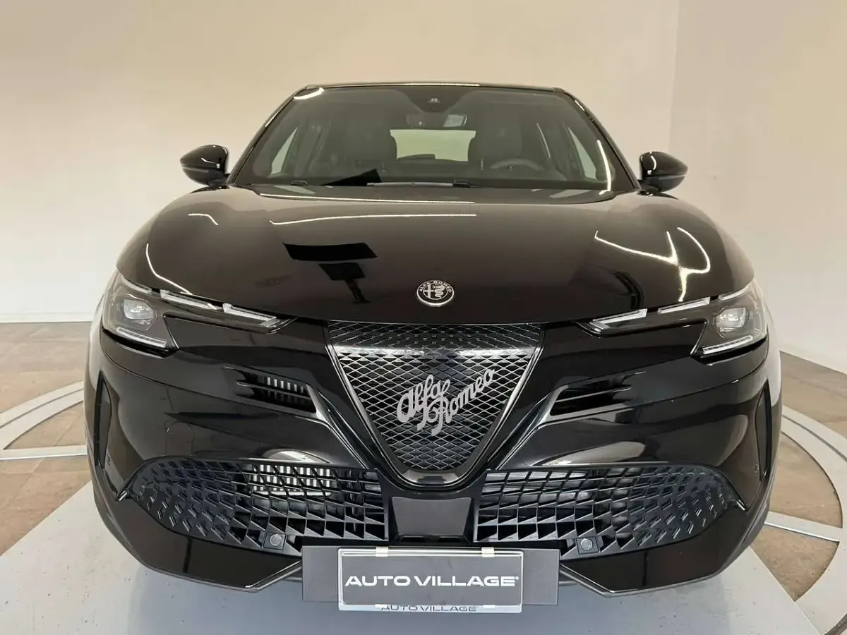 Usata Alfa Romeo GT Junior 136 CV (100 kW) 2024 Nero SUV