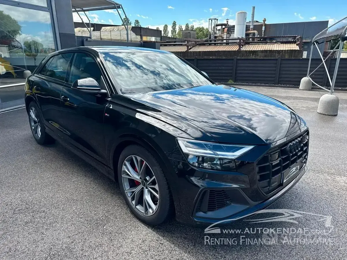 Usata Audi Q8 Sport 340 CV (250 kW) 2024 Nero SUV