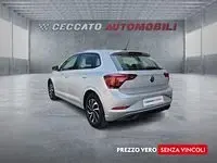 Usata VW Polo Life 95 CV (69 kW) 2023 Grigio Utilitaria